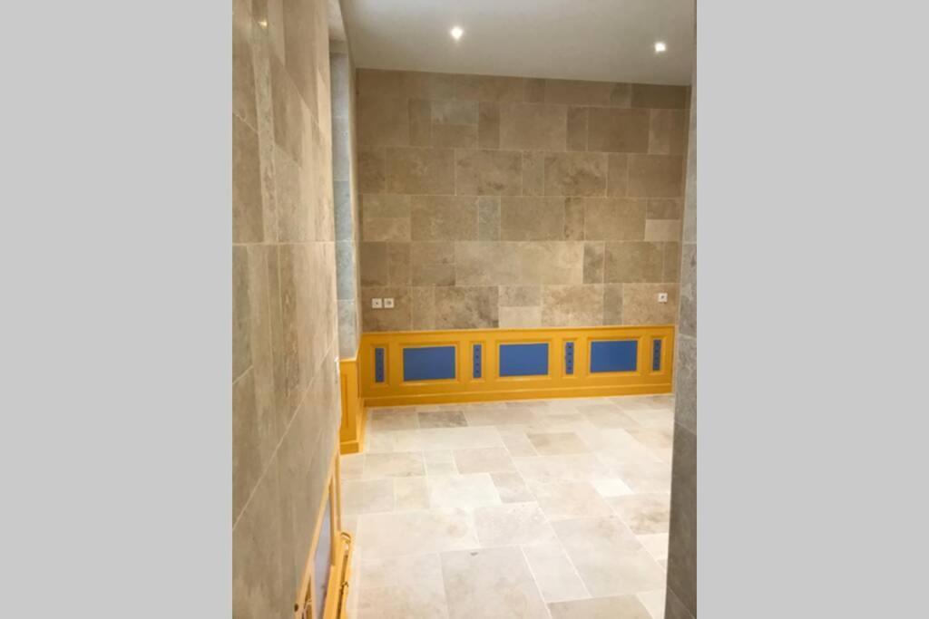 Appartement Rare Petit Cocon F1 Calme Possibilité Jacuzzi Hammam En Sus