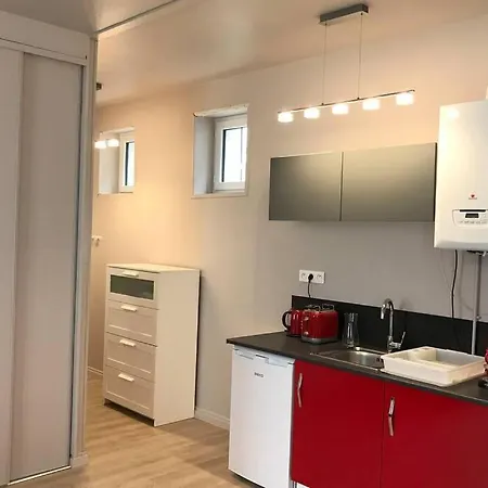 Appartement RARE PETIT COCON F1 Calme possibilité jacuzzi hammam en sus à Chamalières Extérieur photo