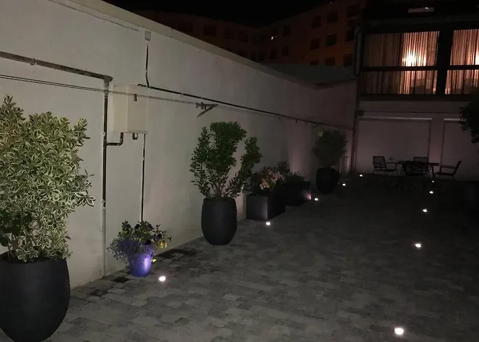 Rare Petit Cocon F1 Calme Possibilite Jacuzzi Hammam En Sus