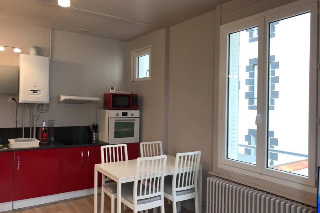 Apartment Rare Petit Cocon F1 Calme Possibilite Jacuzzi Hammam En Sus Chamalieres