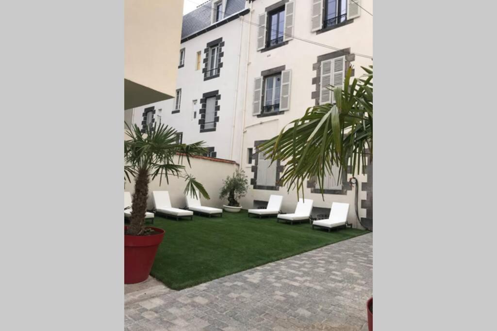 Rare Petit Cocon F1 Calme Possibilite Jacuzzi Hammam En Sus Apartment